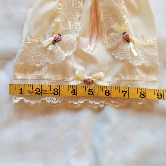 Vintage Victorian Lady Doll-Ornament Porcelain Head & Hands NWT Beige/Mauve Rose - Picture 11 of 11